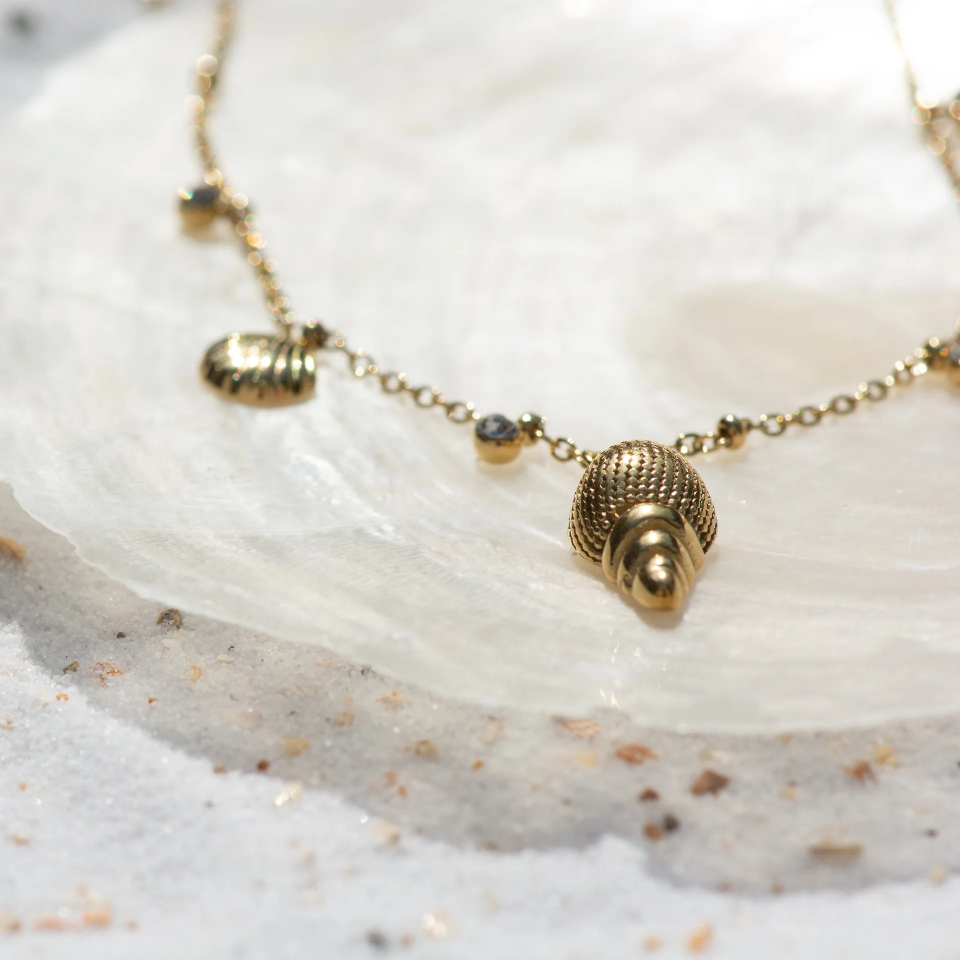 Mae Necklace Gold - Afbeelding 2