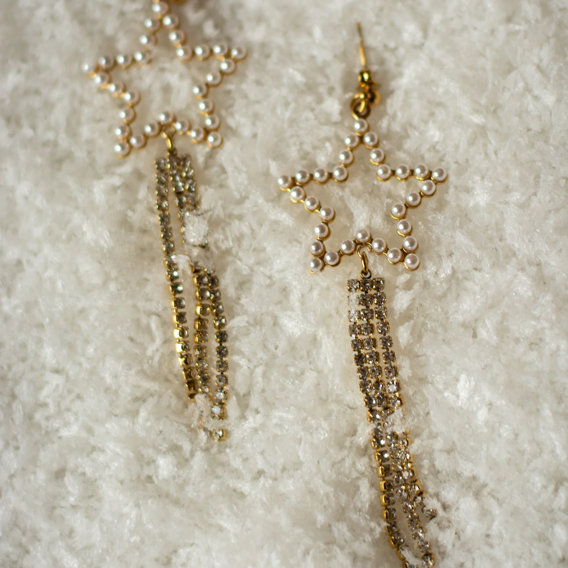 Vive Earrings Gold