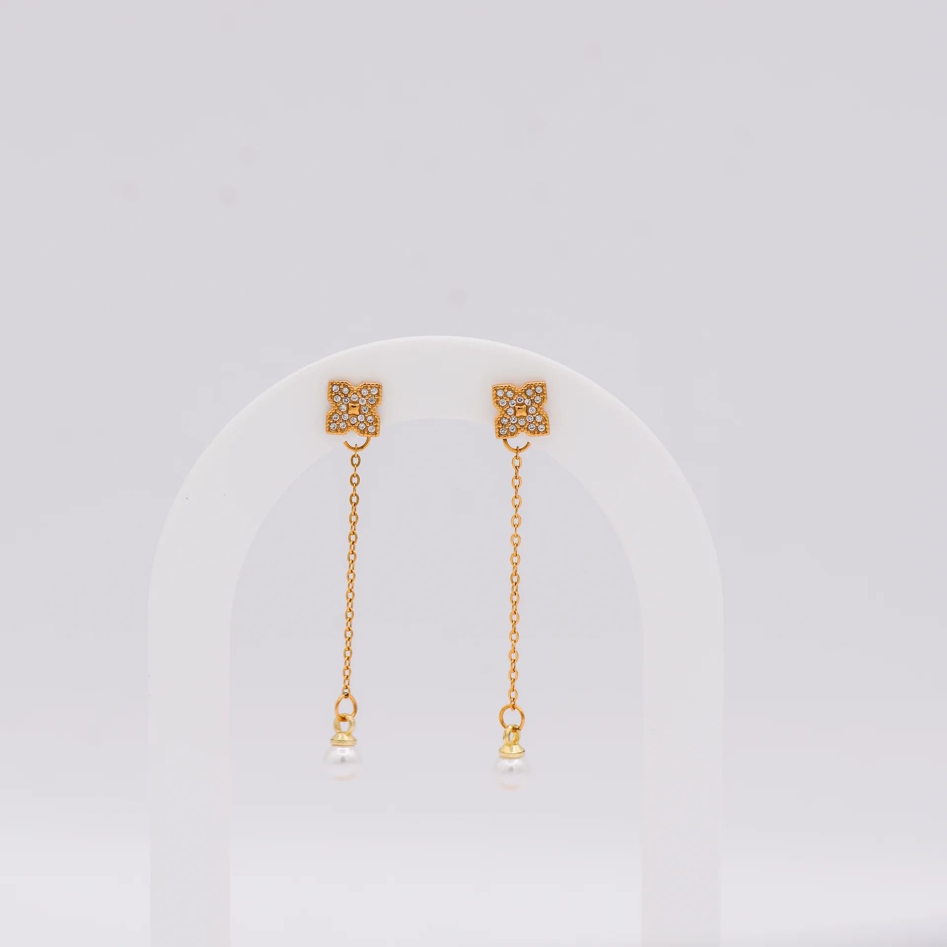 Nena Earrings Gold