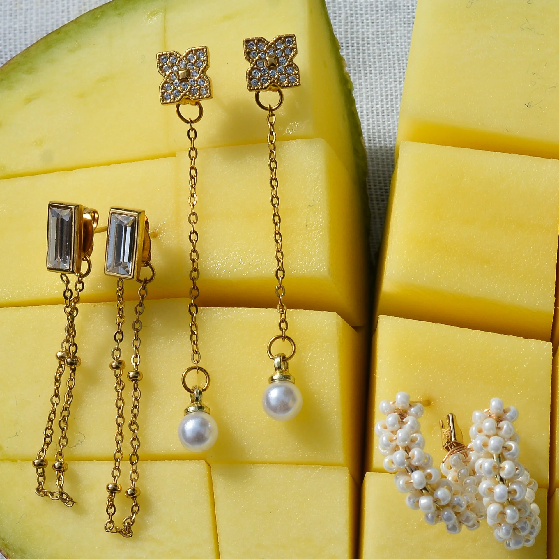 Nena Earrings Gold - Afbeelding 3
